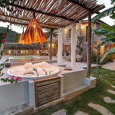 Kassandra Heritage Hotel *